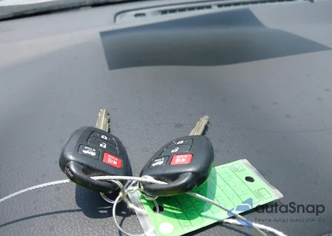 2015 Toyota Corolla S Plus from USA, damaged, VIN 2T1BURHE1FC405204